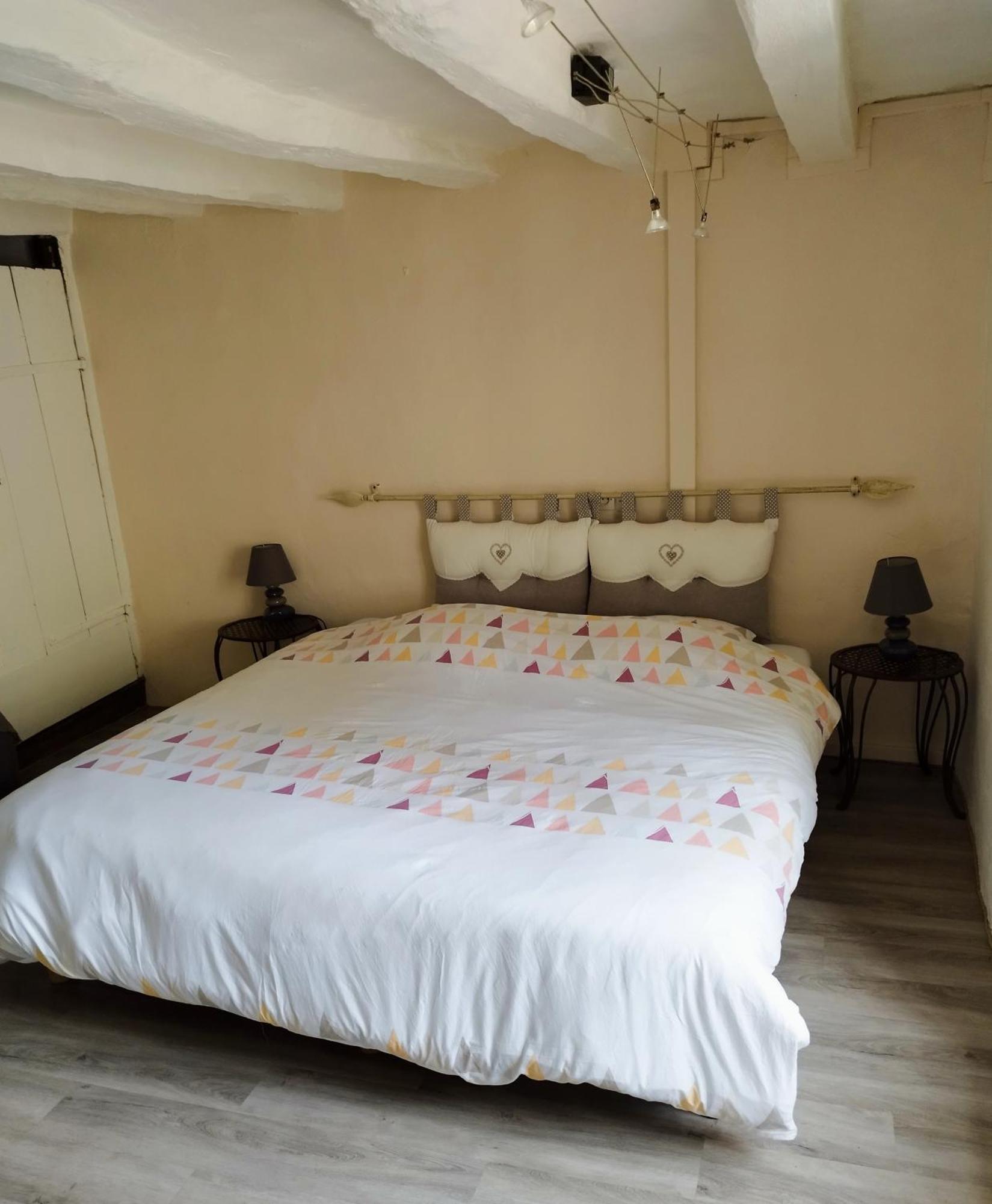 ヴィランドリー Epicerie Gourmande Bed & Breakfast エクステリア 写真